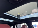 ◆LIBERALAは、輸入車選びの新たなスタイルを提案するインポート・セレクト・ブランドです。オーナー様となる方がクルマから直接感じる感性を第一にした、最良の一台との出会いをコーディネートいたします。