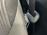 サイドSRSエアバッグ付きです!側方からの衝突の場合に対して作動し、衝撃を和らげてくれます。