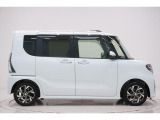 県内13店舗にて常時500台以上ダイハツ車を展示中です。見て、触って、納得のいく一台をぜひ見つけてください。