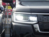 ★LEDヘッドライト搭載★ 白っぽく光る明るく省電力なLEDライト!先進的な白い輝きでフロントフェースを引き締めます☆