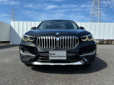 ご納車前には、BMWを熟知したメカニックによる100項目の点検・整備を行います。不具合箇所、交換時期に達している部品に関しましては、全て当社負担で交換してからのご納車となります。