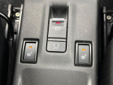 【シートヒーター】寒い日に重宝するシートヒーター!エアコンより早く温まってくれるので寒がりの人も安心ですね♪エアコンの温風は乾燥するから苦手、という方にもをおすすめです。