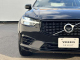 北欧流のラグジュアリーを体現したXC60。伝統的なスカンジナビアン・デザインを継承しながら、躍動感にあふれ優雅な雰囲気を身にまとう、新しい潮流を具現化したスタイリングです。