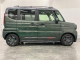 後席両側電動スライドドア☆開け閉めの際に隣の車や壁にぶつける心配もありません。