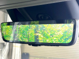 【デジタルインナーミラー】後席の大きな荷物や同乗者で後方が確認しづらい時でも安心!カメラが撮影した車両後方の映像をルームミラー内に表示。クリアな視界で状況の確認が可能です!