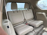 3列目シートはもちろん状態良好☆大人でもゆったりと座って頂けますので、大人数でのお出かけもラクラクです♪ご家族で、気の知れた仲間で、ドライブに行くのが楽しみですね♪