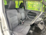 ドライバーによって運転しやすいポジションは異なり、あの車はどうなのか不安なこともありますよね。気になるお車は店頭で乗り込んでご確認いただけます♪