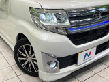 【LEDヘッドライト】悪天候や夜間走行時も良好な視界を確保し安心して運転できる高輝度LEDヘッドライトを装備!点灯速度が早く、消費電力も抑えられています。