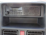AM/FMラジオ付いてます。