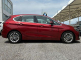★BMWエマージェンシーサービス:24時間、様々なトラブルの応急処置のアドバイス、出張修理やレッカー手配、お客様の交通手段やホテルの確保、そして場合によっては、その費用までをも負担するというサービスで