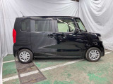 もちろん展示車は、ルームクリーニング済みのピカピカの状態です。お客様のご来店をスタッフ一同心よりお待ちしております。