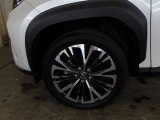 純正18インチアルミホイール装備です☆タイヤ4本交換済です♪