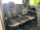 3列目シートはもちろん状態良好☆大人でもゆったりと座って頂けますので、大人数でのお出かけもラクラクです♪ご家族で、気の知れた仲間で、ドライブに行くのが楽しみですね♪