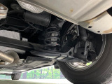 お車を安心してお乗りいただく為には、足回りの定期点検が欠かせません。サービスサポート(有償保証)では無料点検もご提供しており、安心のカーライフをお過ごしいただけるサポート体制が整っています。