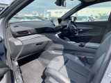 ◆全国納車可能です。納車方法及び費用につきましては、お気軽にコーディネーターまでご相談ください。遠方のご納車の際も我々がしっかりサポートさせて頂きます。お気軽にスタッフまでご相談下さい。