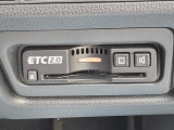 ETC2.0車載器が装備されております。路車協調システムによる運転支援サービスを受けることができる車載器です。カードを挿入して直ぐに使えるようセットアップ(有料)してお渡しします。