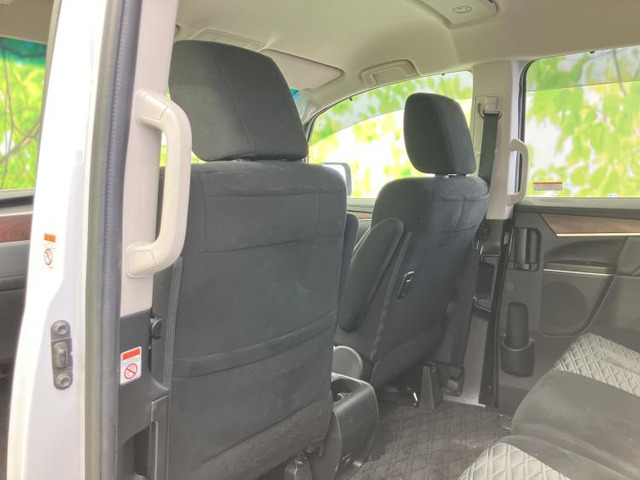 三菱 デリカD:5 2.2 P 4WD の中古車詳細 (32,530km, ホワイト