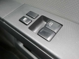 前席パワーウィンドウ!!運転席側オート機能付、助手席側操作機能を止める、スイッチ付き。