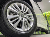 【純正16インチアルミホイール】外観にマッチした純正アルミホイールを装着しております。各種社外アルミホイールや、スタッドレスタイヤも取扱いしております。是非ご相談ください♪