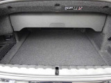 お車の車検や板金等も自社整備工場にて対応致しますので、ご安心下さい。お客様からのご来店、ご連絡をスタッフ一同心よりお待ちしております。