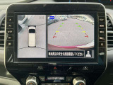 アラウンドビューモニターは車の全方位をカメラで映しだして障害物や人を確認、周りの状況を確認しながら安全に駐車できる便利な装備になります。