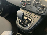 八光カーグループの強みはサポート力です。これまで培ってきた経験と技術力、スピードを生かして、お客様ひとりひとりを八光カーグループ全店でサポートさせて頂きます。