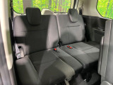 3列目シートはもちろん状態良好☆大人でもゆったりと座って頂けますので、大人数でのお出かけもラクラクです♪ご家族で、気の知れた仲間で、ドライブに行くのが楽しみですね♪