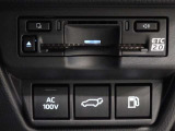 非常時やキャンプなどに役立つAC100Vコンセント付きです。ETCも装備してます。