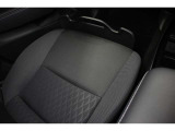 急ブレーキ時などに助手席に置いたバッグや荷物の脱落防止に役立ちます♪