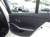 お車のお見積りと合わせましてBMW自動車保険のお見積もご用意しております。BMW車オーナー様へ向けたBMWだけの特典がございます。BMW自動車保険につきましてもお気軽にご相談下さい。