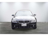 BMWのまさに「顔」ともいえる「キドニー・グリル」は、他の追随を許さない存在感を誇り、「キドニー・グリル」を見かけただけでBMWの風格を感じさせます!!