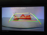 バックガイドモニターを装備しています、車庫入れもラクラクです。