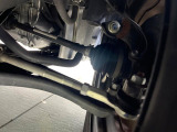お車を安心してお乗りいただく為には、足回りの定期点検が欠かせません。サービスサポート(有償保証)では無料点検もご提供しており、安心のカーライフをお過ごしいただけるサポート体制が整っています。