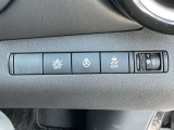 運転席まわりの画像です。