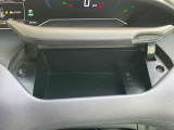 運転席前にUSBポートあります。