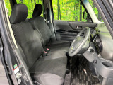 運転席シート廻りは使用感も少なく、良好な状態となっています。丁寧に使われていたことがよくわかりますね。