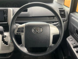 【ステアリングスイッチ】運転中、前方から目線をそらすことなく、オーディオ等の操作が可能な便利機能!安心&快適なドライブを演出してくれます♪