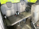 3列目シートはもちろん状態良好☆大人でもゆったりと座って頂けますので、大人数でのお出かけもラクラクです♪ご家族で、気の知れた仲間で、ドライブに行くのが楽しみですね♪
