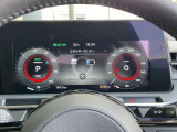 視認性の良い大型2眼式のスピード&タコメーター☆カラーディスプレイには運転をサポートするさまざまな情報を表示します☆
