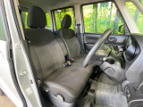 運転席シート廻りは使用感も少なく、良好な状態となっています。丁寧に使われていたことがよくわかりますね。