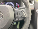 【レーダークルーズコントロール】高速道路での長距離走行が楽に!!自動で速度を保つクルーズコントロールが、衝突軽減システムと連携し、前方の車両を感知して車間を保つように速度調節してくれます!!