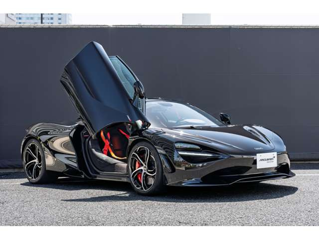 マクラーレン 750S 4.0 の中古車詳細 (7,000km, オニキスブラック