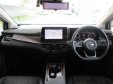 広々とした見晴らし角度を確保☆信号や標識の視認性が向上し、安全運転に貢献☆