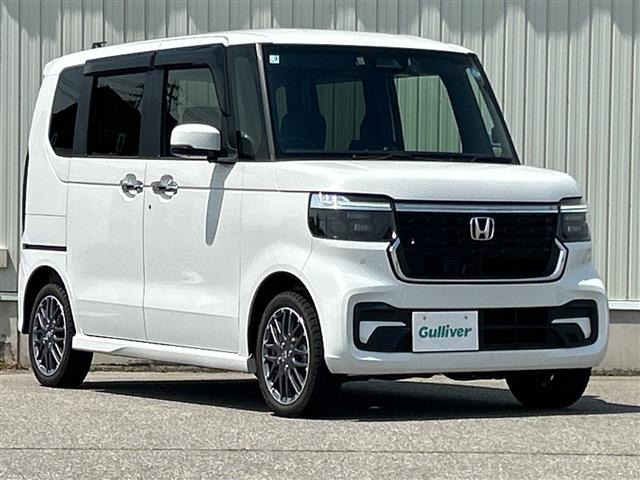 N-BOXカスタム ターボ 4WD 修復歴無し