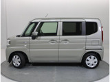 後席両側手動スライドドア採用☆隣の車や壁にぶつけてしまう心配が無いので、お子様やご年配の方の操作も安心です。