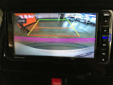 バックガイドモニターで、後方を確認しながら安心して駐車することができます。運転初心者も熟練者も必須の機能ですよ!