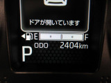たとえばダイハツのお店にある、たくさんのスマアシ搭載車は、正常に作動する事をしっかり確認します。