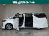 両側パワースライドドア付きだから、狭い駐車スペースなどでの 乗り降りラクラク!小さなお子さまのいるご家庭には嬉しい装備。