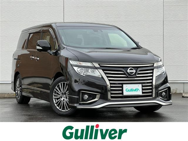 エルグランド 2.5 250ハイウェイスター プレミアム アーバンクロム 4WD 4WD 本革シート