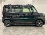 後席両側電動スライドドア☆開け閉めの際に隣の車や壁にぶつける心配もありません。